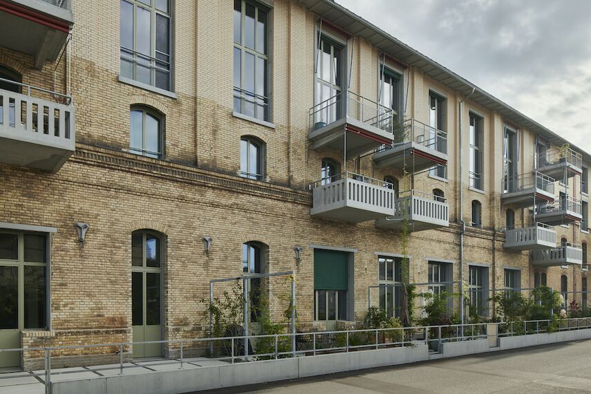 unico Puertas and unico Ventanas - Casas adosadas en Lokstadt, Winterhur located in Winterthur, Suiza
