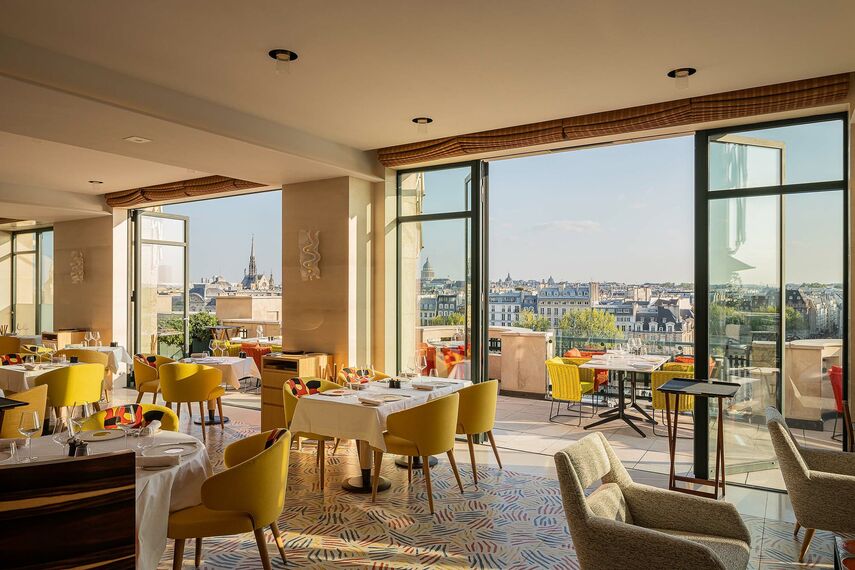 unico Ventanas, unico xs Ventanas and fuego light Puertas - La Samaritaine, Paris located in Paris, Francia