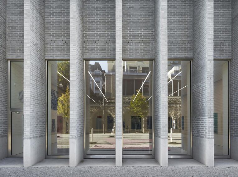 unico Puertas, unico Ventanas and thermfix light Fachadas - MCBA Cantonal Museum of Fine Arts, Lausanne located in Lausanne, Suiza