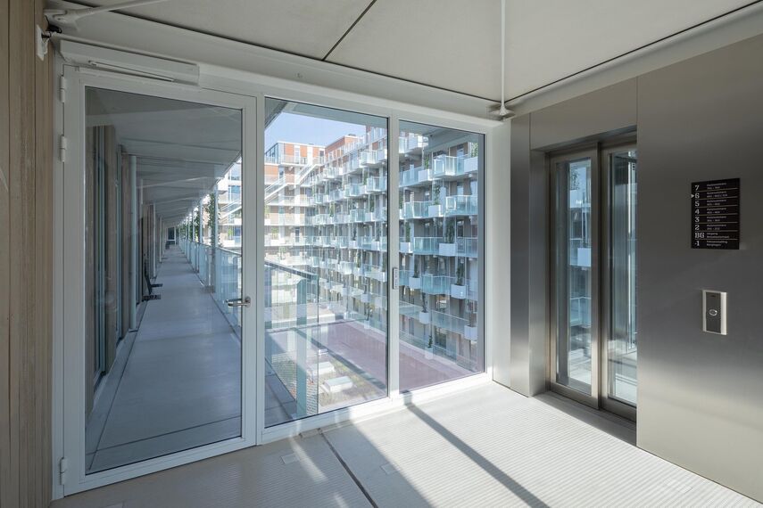 presto 50 Puertas, presto 50 Ventanas, unico xs Ventanas and thermfix vario Fachadas - Fenix I, Rotterdam located in Rotterdam, los Países Bajos