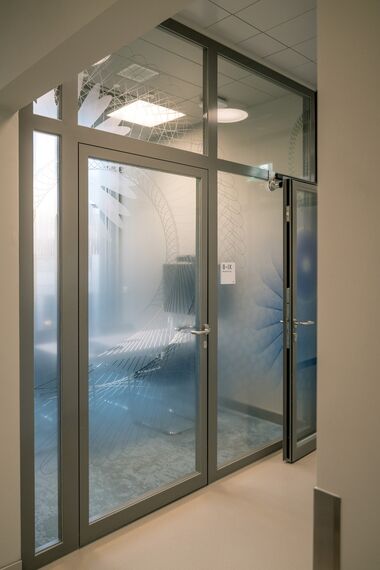 thermfix vario Fachadas, fuego light Puertas, unico Puertas and presto 50 Puertas - The Circle, Zurich located in Zürich, Suiza