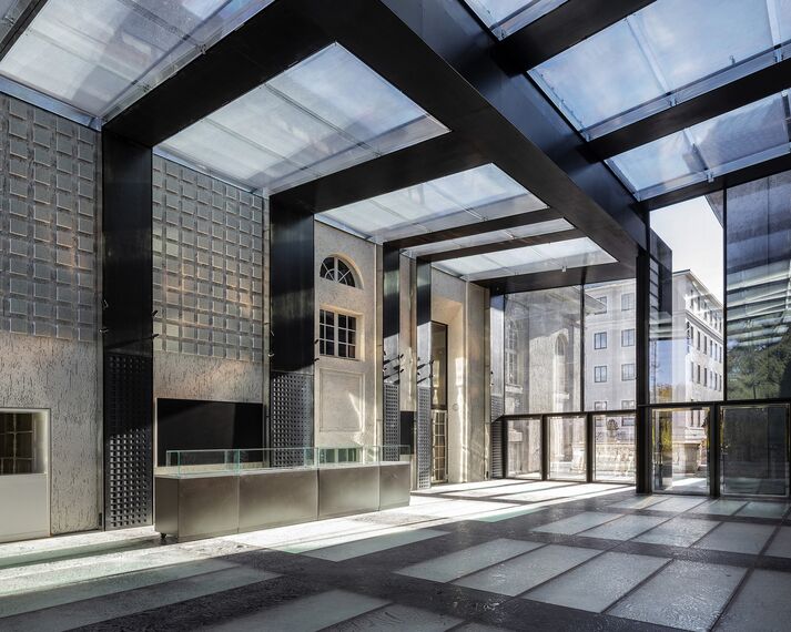 unico Puertas - Los nuevos vestíbulos del Mozarteum, Salzburgo located in Salzburg, Austria