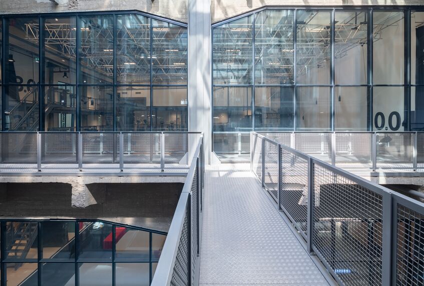 presto 50 Puertas, presto 50 Ventanas, unico xs Ventanas and thermfix vario Fachadas - Fenix I, Rotterdam located in Rotterdam, los Países Bajos