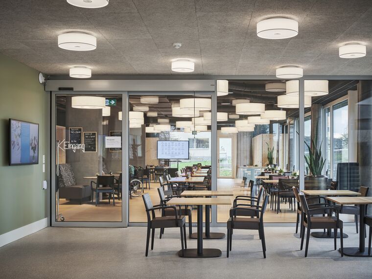 thermfix vario Fachadas, fuego light Puertas and fuego light Sistemas de correderas - Zentrum Biffig, Schötz located in Schoetz, Suiza