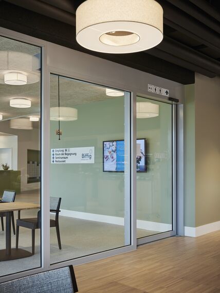 thermfix vario Fachadas, fuego light Puertas and fuego light Sistemas de correderas - Zentrum Biffig, Schötz located in Schoetz, Suiza