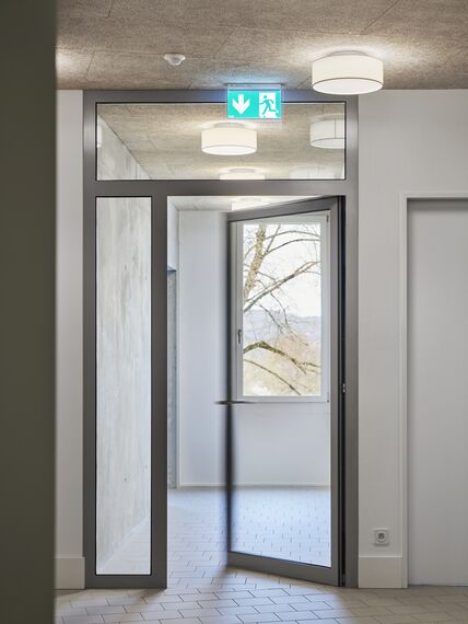 thermfix vario Fachadas, fuego light Puertas and fuego light Sistemas de correderas - Zentrum Biffig, Schötz located in Schoetz, Suiza