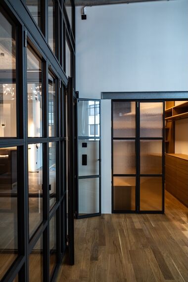 presto xs Puertas - Residential loft in the former paper factory in Cham located in Cham, Suiza