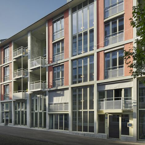 unico Puertas and unico Ventanas - Casas adosadas en Lokstadt, Winterhur located in Winterthur, Suiza