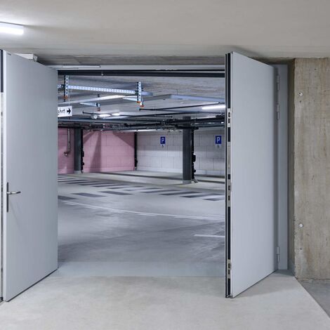 fuego light Sistemas de correderas, fuego light Puertas and unico Puertas - St. Galler Kantonalbank Hall located in St. Gallen, Suiza