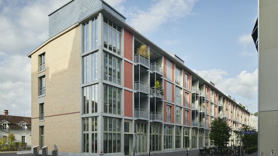 unico Puertas and unico Ventanas - Casas adosadas en Lokstadt, Winterhur located in Winterthur, Suiza