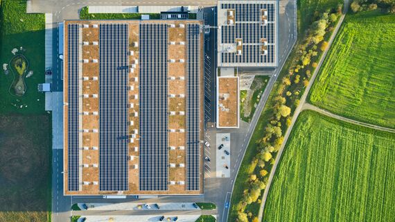 unico Ventanas, fuego light Puertas, thermfix vario Fachadas, unico Puertas, fuego light Sistemas de correderas, unico Sistemas de correderas and presto xs Puertas - Forster Campus, Romanshorn located in Romanshorn, Suiza